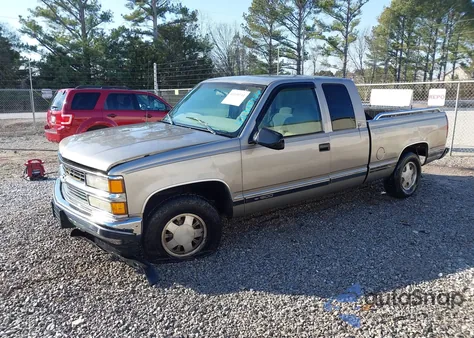 1998 Chevrolet C1500 Fleetside z USA, uszkodzony, nr VIN 2GCEC19M7W1274656